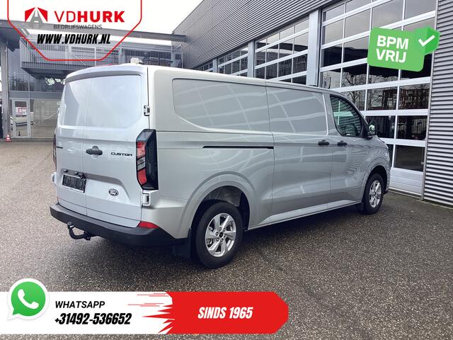 Ford TRANSIT CUSTOM 320 2.0 TDCI 136 pk L2 Trend Garantie 11-29'/ LED/ Stoelverw/ Afn.Trekhaak/ Stuurverw/ Carplay/ Camera/ Climate/ PDC/ LMV/ Cruise
