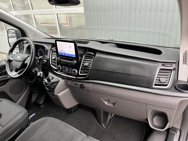 Ford TRANSIT CUSTOM 320 2.0 TDCI L2H1 Limited Airco Cruise control 3-Persoons Stoelverwarming Telefoonverbinding Navigatiesysteem Parkeersensoren voor en achter Schuifdeur Euro 6
