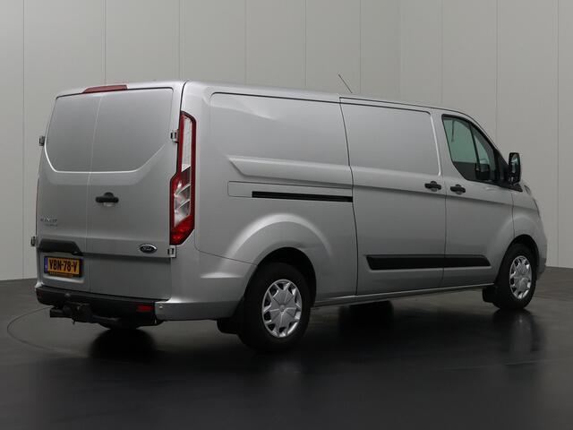 Ford TRANSIT CUSTOM 2.0TDCI 130PK Lang | Euro 6 | Navigatie | Camera | Trekhaak | Airco | Cruise | 3-Zits