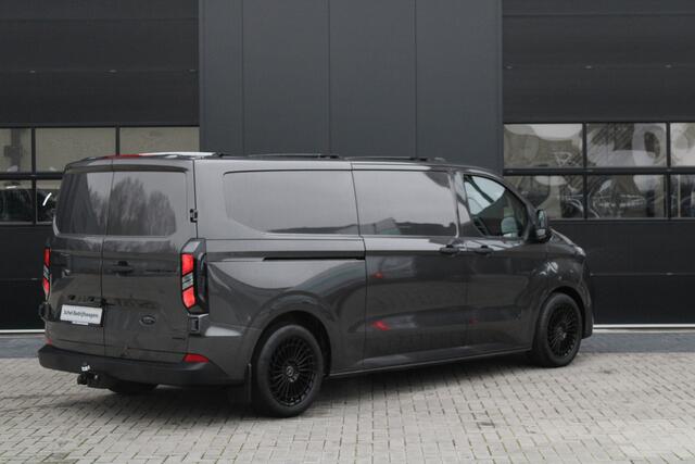 Ford TRANSIT CUSTOM 320 2.0 TDCI L2H1 Trend AWD 170pk - 2x Schuif - ACC - Stoel/Stuurverwarming - Trekhaak - Hout inbouw - Impriaal - Rijklaar