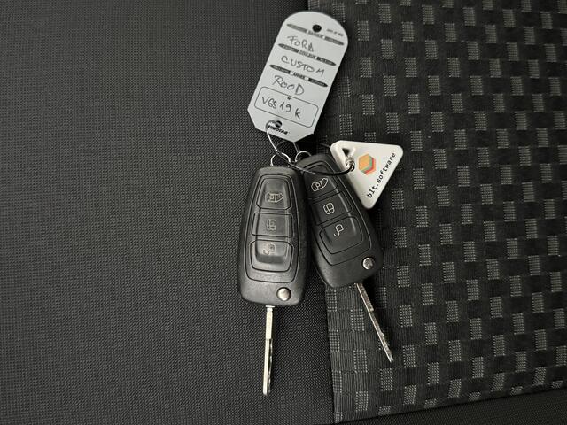 Ford TRANSIT CUSTOM 2.0TDCI Lang | Euro 6 | Airco | Cruise | 3-Zits | 2800Kg Trekhaak