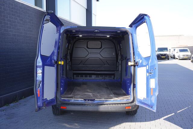 Ford TRANSIT CUSTOM 2.0 TDCI 130PK Automaat 2x Schuifdeur EURO 6 - Airco - Navi - ACC - ¤16.900,- Excl.