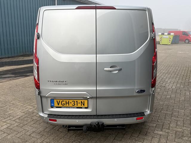 Ford TRANSIT CUSTOM 300 2.0 130Pk TDCI L1H1 Limited / Cruise / Airco / 2x SCHUIFDEUR / Navi / Trekhaak / Apk t/m 19-09-2026