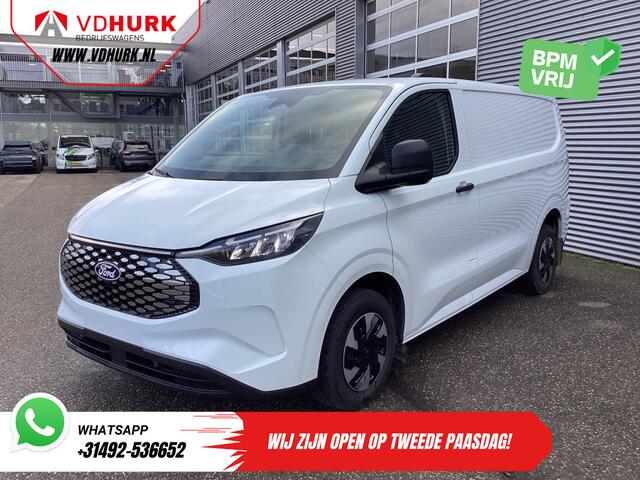 Ford TRANSIT CUSTOM E-Transit Trend 65 kWh 330 km WLTP Garantie t/m 2029/ LED/ Standkachel/ Snellader/ 2.3t Trekverm./ Stuurverw./ Stoelverw./ Carplay/ Camera/ PDC/ Cruise