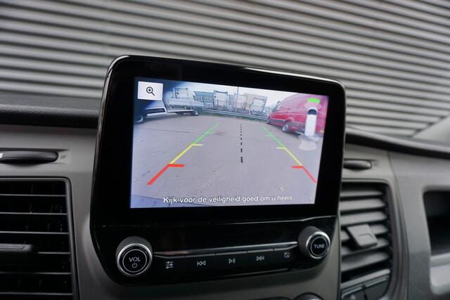 Ford TRANSIT CUSTOM 131pk Automaat L1H1 Trend Apple Carplay Camera Cruise control Trekhaakk Stoel & voorruit verwarming Parkeersensoren