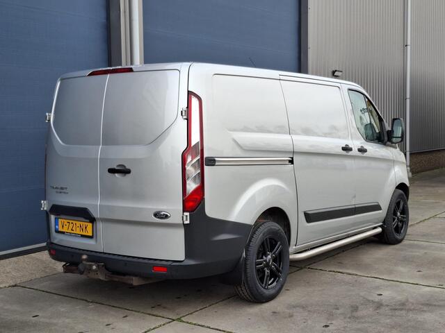 Ford TRANSIT CUSTOM 270 2.0 TDCI L1H1 Economy Edition AIRCO / TREKHAAK / EURO 6 / 3 ZITS