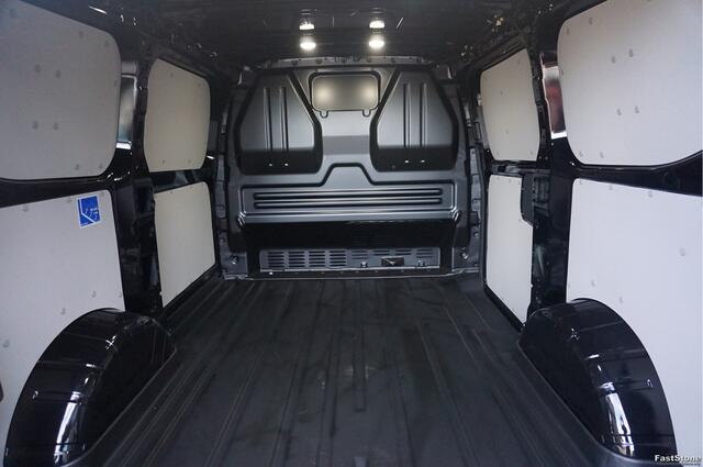 Ford TRANSIT CUSTOM 300S 150PK Limited BPM VRIJ!! Navi, Cam, Adap. Cruise, 17" LM, Trekhaak!! NR. A181