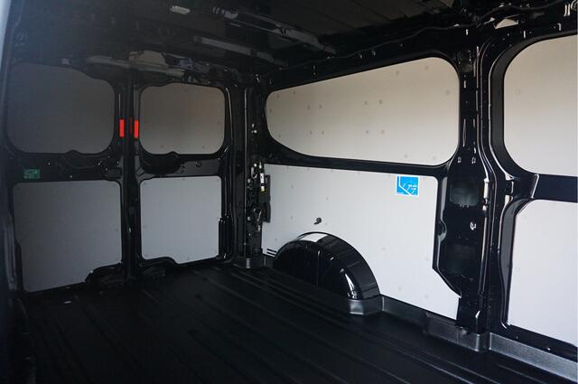 Ford TRANSIT CUSTOM 300L 150PK Limited BPM VRIJ!! Navi, Cam, Adap. Cruise, 17" LM, Trekhaak!! NR. A186