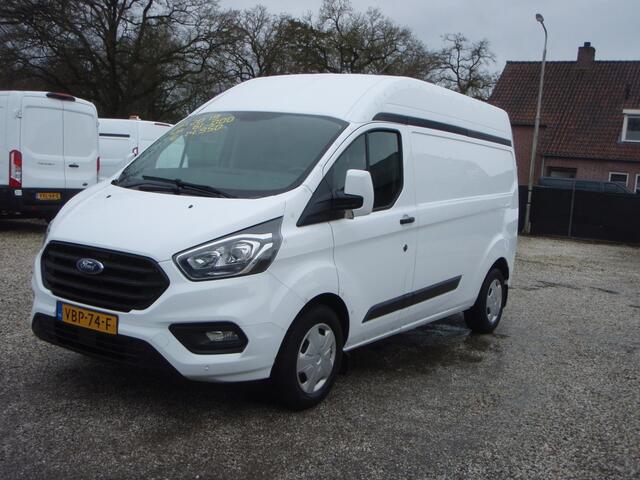 Ford TRANSIT CUSTOM L2H2 zeer Lage kilometerstand 61843 km Trend 2019