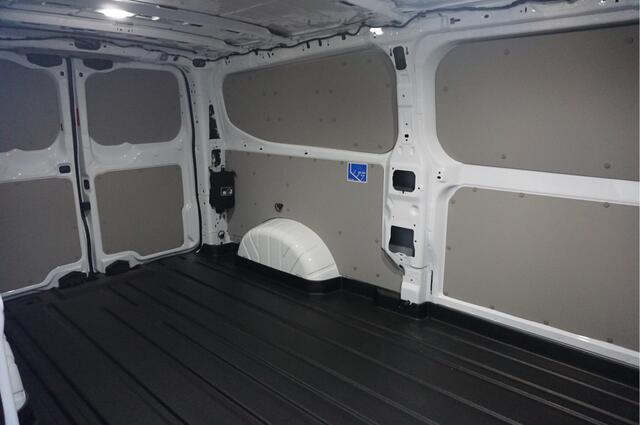 Ford TRANSIT CUSTOM 320L 2.5 PHEV Hybride 233PK Trend PRIJS INCL. BPM !! 13" Navi, Adap. Cruise, Camera!! NR. HYB016