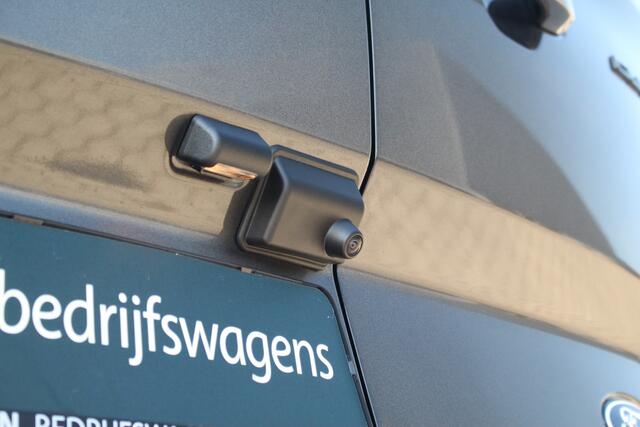 Ford TRANSIT CUSTOM E-Transit 320 L1H1 Limited | 65kWh | 160kW/218pk | Trekgewicht 2300kg | Camera | Carplay/Android | Cruise | Lease 681,- p/m