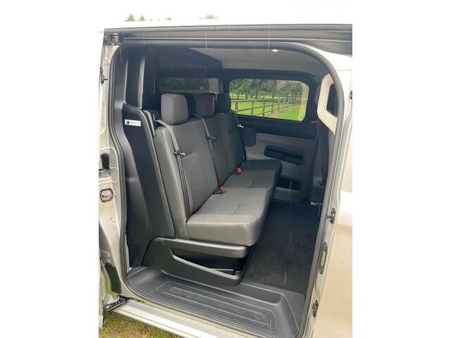 Ford TRANSIT CUSTOM L2H1 Dubbel Cabine 320 2.0 TDI 150pk / Wordt verwacht / 5-persoons / BPM-vrij
