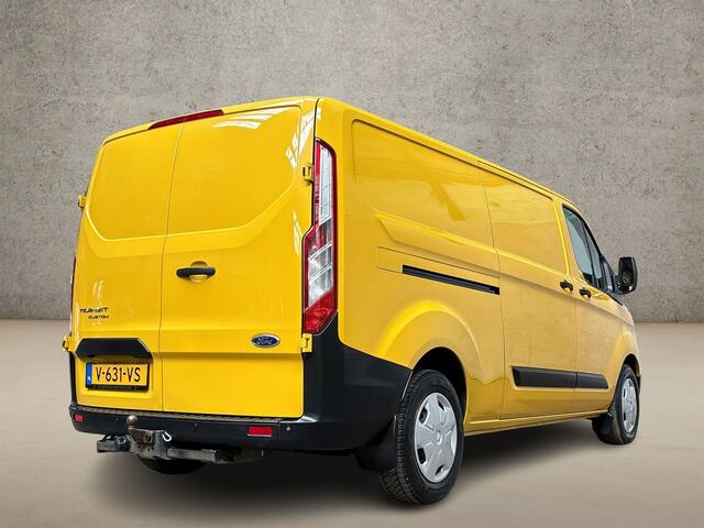 Ford TRANSIT CUSTOM 320 2.0 TDCI L2H1 Deluxe (STOELVERWARMING, BLUETOOTH, ELEK RAMEN, XENON, PARKEERSENSOREN, ARMSTEUN, TREKHAAK, CRUISE, NIEUWE APK, NIEUWSTAAT)