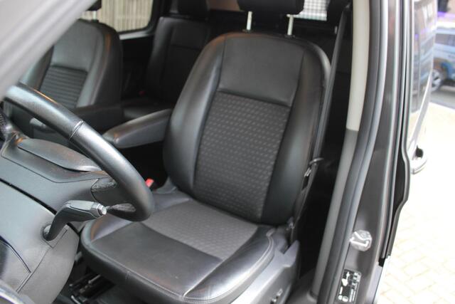 Ford TRANSIT CUSTOM 320 2.0 TDCI L2H1 DC Sport Full Option!! Fabrieksgarantie!