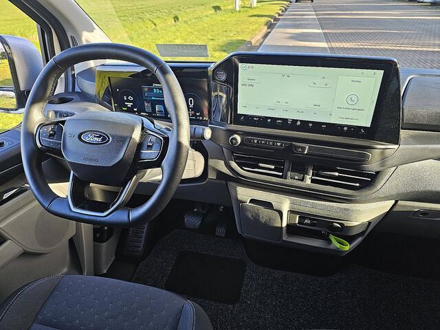 Ford TRANSIT CUSTOM 320 2.5 PHEV L2H1 2.5 PHEV 9-Persoons Airco Automaat Euro6 Pdc Prijs is ex btw en ex bpm!