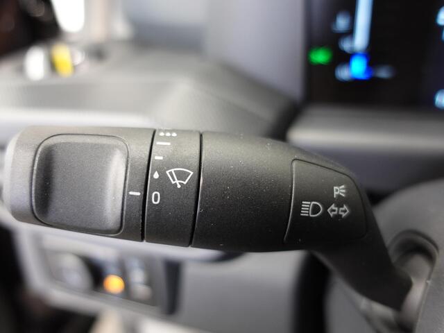 Ford TRANSIT CUSTOM 300 2.0 TDCI L2H1 Trend Nieuw Model Automaat Airco Navi Cruise PDC Camera