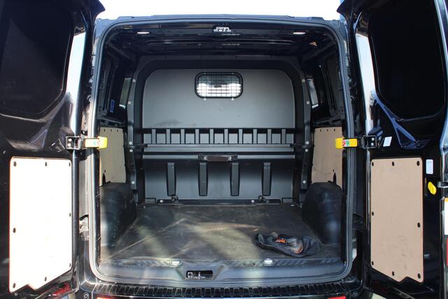 Ford TRANSIT CUSTOM 320 2.0 TDCI L2H1 MS-RT DC 170PK Automaat | Trekhaak | Adaptive Cruise Control | Stoelverwarming | BLIS | Camera |