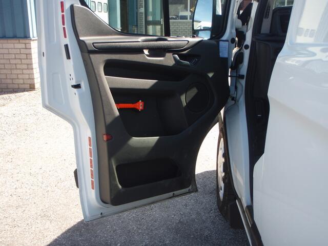 Ford TRANSIT CUSTOM 320 L2H2 Trend nette auto 121393km bj 18