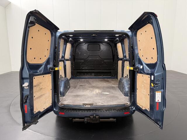 Ford TRANSIT CUSTOM 2.0TDCI 130PK Limited | Navigatie | Camera | Airco | Cruise | Trekhaak