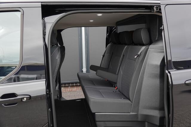 Ford TRANSIT CUSTOM L2H1 Dubbel Cabine 2.0Tdci 170Pk Aut. | Limited | Achteruitrijcamera | 2xSchuifdeur | Spoilerpack | 19'' | Agate Black