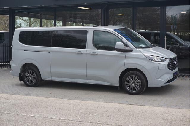 Ford TRANSIT CUSTOM 320L 2.5 PHEV 233PK Dubbel Cabine Limited PRIJS INCL. BPM !! 13" Navi, Adap. Cruise, Camera, 17" LM, Trekhaak!! NR. HYBDCG