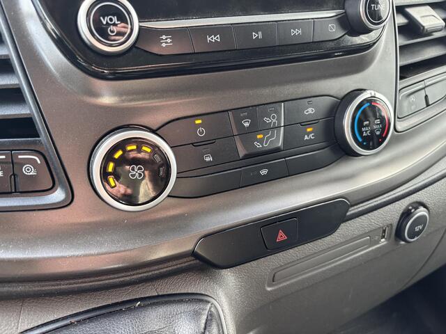 Ford TRANSIT CUSTOM 280 2.0 TDCI L1H1*3PERS.*A/C*CRUISE*NAVI*HAAK*