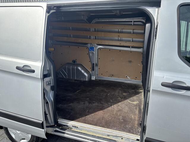 Ford TRANSIT CUSTOM 280 2.0 TDCI L1H1*3PERS.*A/C*CRUISE*NAVI*HAAK*
