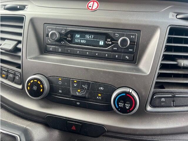 Ford TRANSIT CUSTOM 300 2.0 TDCI 96KW L2H1 AUTOM. LANG EURO6 KLIMA AIRCO