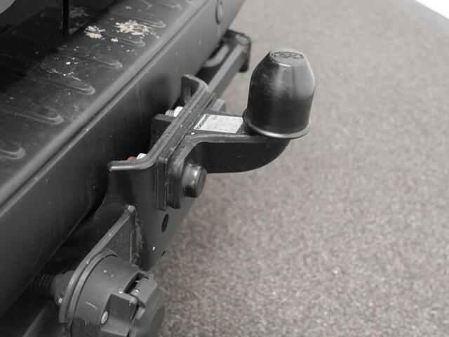 Ford TRANSIT CUSTOM 300 2.0 TDCI L2H1 Trend Automaat Airco Navi Cruisecontrol Camera Parkeersensoren Trekhaak