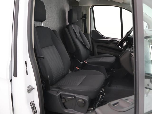 Ford TRANSIT CUSTOM 320 | 2.0 TDCI | AUT. | L2 H1 | TREND | AIRCO | CRUISE CONTROL | CAMERA | STOELVERWARMING | STOEL - STOEL | APPLE CARPLAY EN ANDROID AUTO | TREKHAAK | PARKEERSENSOREN
