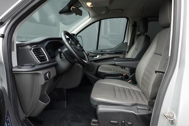 Ford TRANSIT CUSTOM L2H1 | Dubbele Cabine | 5-Persoons | 2.0Tdci 170Pk | Limited 340 | Leder | 2xSchuifdeur | Trekhaak | Raptor Grille | 18''