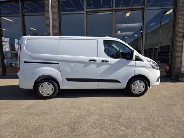 Ford TRANSIT CUSTOM 2.0 TDCI Automaat Trend Airco Cruisecontrol Navi Trekhaak Verwarmde stoel