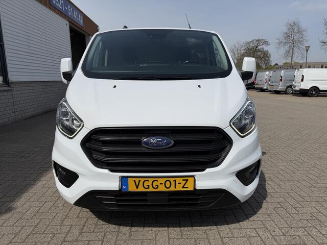 Ford TRANSIT CUSTOM 300 2.0 TDCI 130pk L2H1 Trend / vaste prijs rijklaar ¤ 17.950 ex btw / ingerichte laadruimte / euro 6 / bpm vrij / trekhaak 2800 kg / airco / cruise / navigatie / camera !