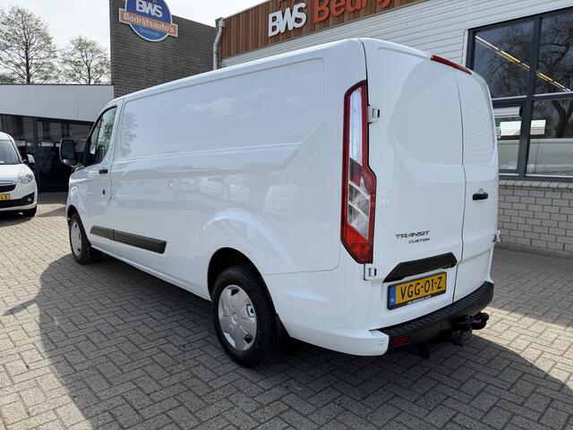 Ford TRANSIT CUSTOM 300 2.0 TDCI 130pk L2H1 Trend / vaste prijs rijklaar ¤ 17.950 ex btw / ingerichte laadruimte / euro 6 / bpm vrij / trekhaak 2800 kg / airco / cruise / navigatie / camera !