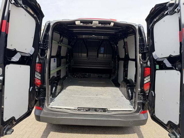 Ford TRANSIT CUSTOM 320 2.0 TDCI L1H1 Navi Adap. Cruise Camera Winter Pack
