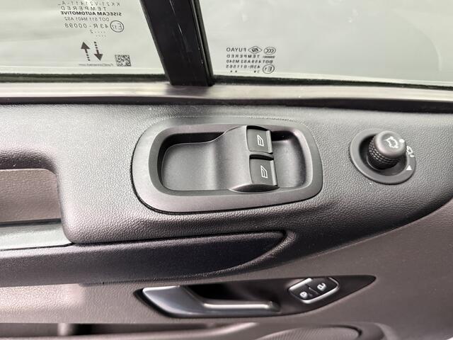 Ford TRANSIT CUSTOM 2.0TDCi 130PK Automaat | Dakdragersysteem | Multimedia | Camera | Airco | Cruise | 3-Zits