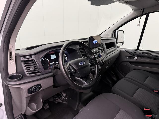 Ford TRANSIT CUSTOM 2.0TDCi 130PK Lang | 2800Kg Trekhaak | Multimedia | Airco | Cruise | 3-Zits