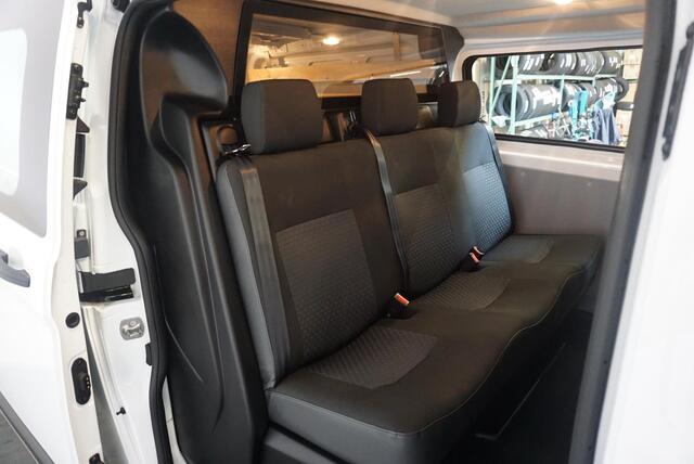 Ford TRANSIT CUSTOM 300 2.0 TDCI L2H1 Trend Dubbele Cabine Automaat 5p Airco Navigatie Bluetooth Trekhaak