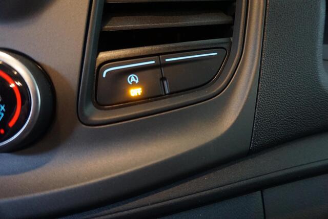 Ford TRANSIT CUSTOM 300 2.0 TDCI L2H1 Trend Dubbele Cabine Automaat 5p Airco Navigatie Bluetooth Trekhaak