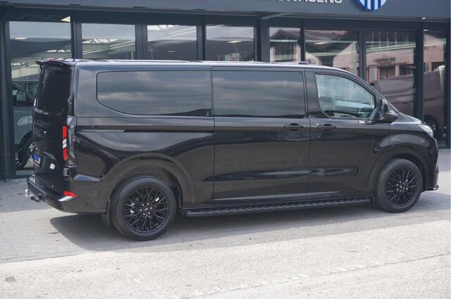 Ford TRANSIT CUSTOM 320L 2.5 PHEV 233PK Dubbel Cabine JWR BLACK PRIJS INCL. BPM !! 13" Navi, Adap. Cruise, Camera, 19" LM, Trekhaak!! NR. HYBDCB