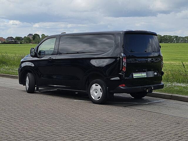 Ford TRANSIT CUSTOM 320 2.0 TDCI L1H1 L1H1 Navi Trekhaak Airco ACC Dodehoeksensor 150Pk Euro6 BPM-Vrij