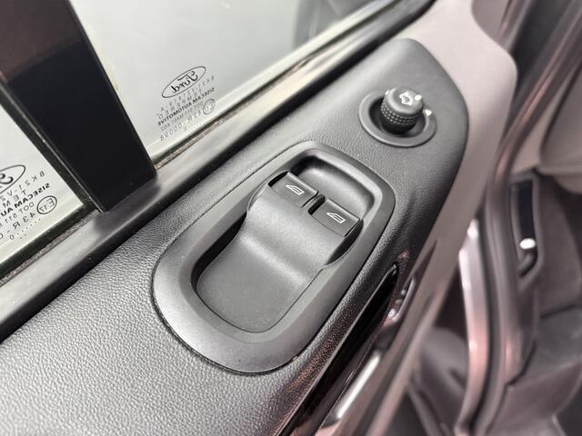 Ford TRANSIT CUSTOM 2.0TDCI 170PK Dubbele Cabine Limited | 2xSchuifdeur | 2800Kg Trekhaak | Navigatie | Multimedia | Airco | Cruise