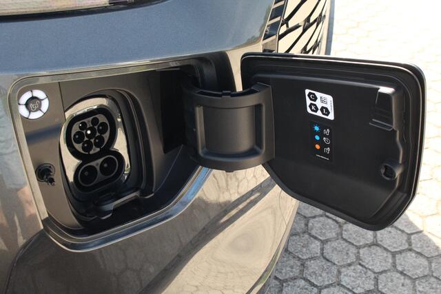 Ford TRANSIT CUSTOM E-Transit 340 L2H1 Limited | 71 kWh | 160kW/218pk | L+R Schuifdeur | Stoel + Stuurverwarming | Camera | Carplay/Android | Cruise | Lease 753,- p/m