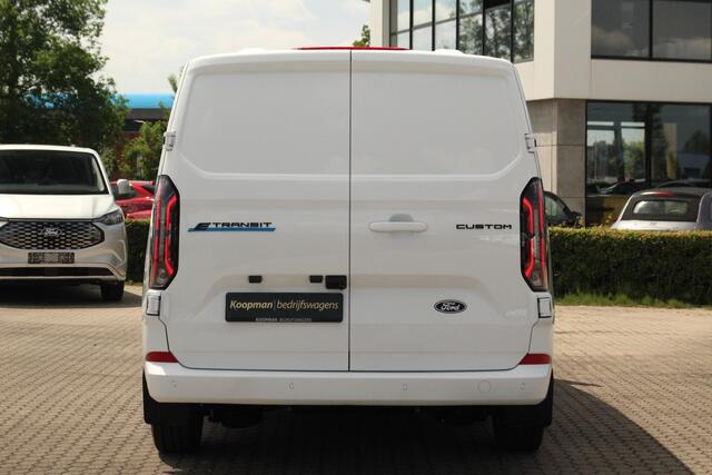 Ford TRANSIT CUSTOM E-Transit 340 L2H1 Limited | 71 kWh | 160kW/218pk | Stoel + Stuurverwarming | Camera | Carplay/Android | Cruise | Lease 735,- p/m