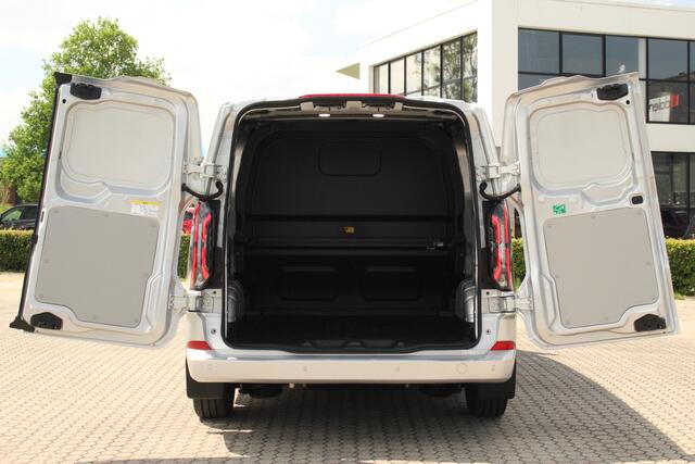 Ford TRANSIT CUSTOM E-Transit 320 L2H1 Limited DC | 71 kWh | Stoel + Stuurverwarming | Camera | Carplay/Android | Cruise | Lease 806,- p/m