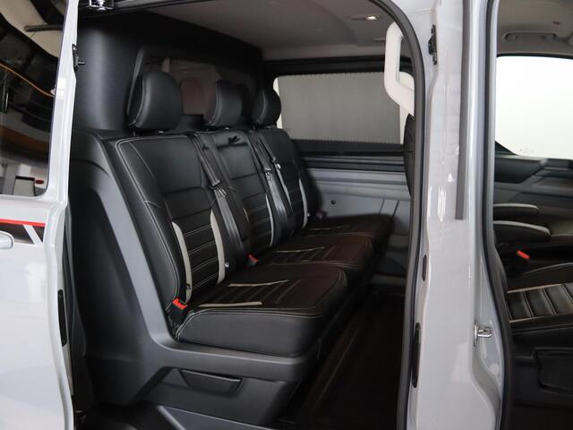 Ford TRANSIT CUSTOM 320 2.5 PHEV L2H1 Grey Platinum DC