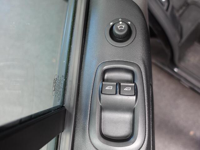 Ford TRANSIT CUSTOM 300 2.0 TDCI L2H1 Trend Automaat Airco Navigatie Cruise Parkeersensoren Camera Trekhaak