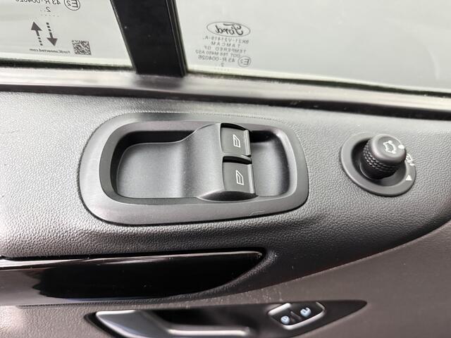 Ford TRANSIT CUSTOM 2.0TDCi 170PK Automaat Dubbele Cabine | Leder | 2xSchuifdeur | Navigatie | Camera | Trekhaak