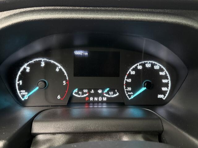 Ford TRANSIT CUSTOM 2.0TDCi 130PK Automaat | Achterdeuren | Multimedia | Camera | Airco | 3-Zits | Betimmering
