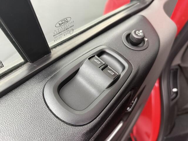 Ford TRANSIT CUSTOM 2.0TDCi 130PK Raptor Sport | Navigatie | Dakdragers | Camera | Airco | Cruise | 3-Zits